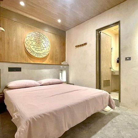 醒覺旅人-訂房後需聯繫轉帳 Apartment Tainan Luaran gambar