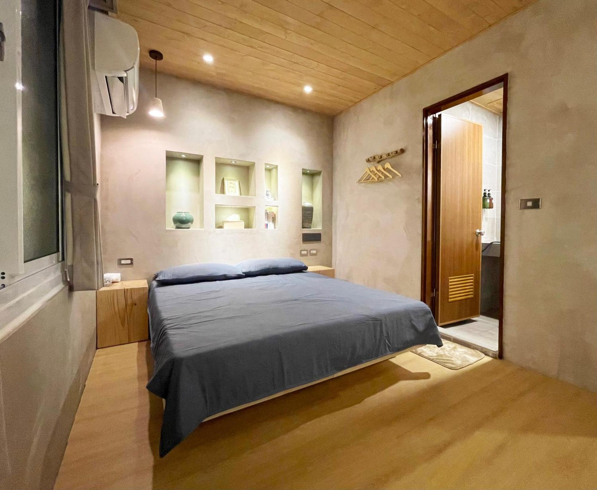 醒覺旅人-訂房後需聯繫轉帳 Apartment Tainan Luaran gambar